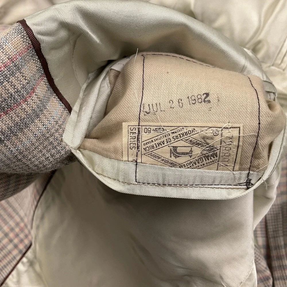 Hart Schaffner Marx Blazer Mens 38 Beige Pink Gray Plaid 80s Preppy Jacket‎ USA